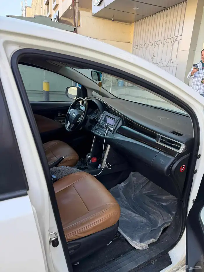 تويوتا انوفا 2018 4