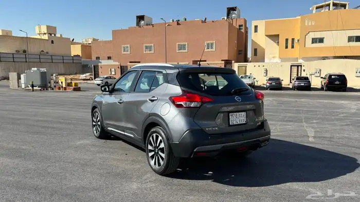 نيسان كيكس 5