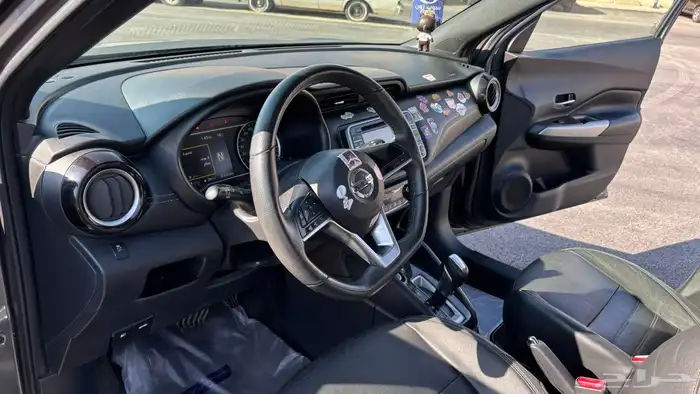 نيسان كيكس 6