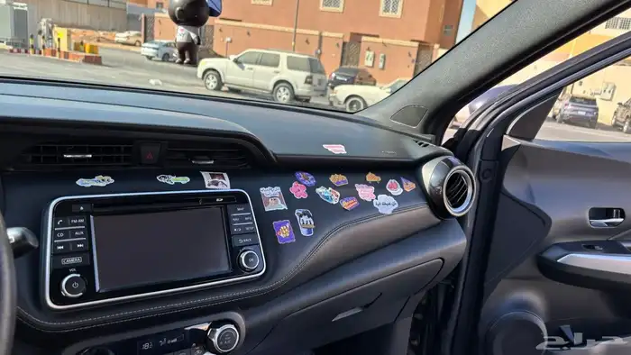 نيسان كيكس 8