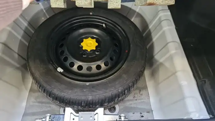 تويوتا ياريس Y موديل 2023 عداد 16 الف مخزن 7