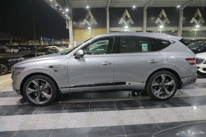 جنسس جي في80 رويال موديل 2025 3