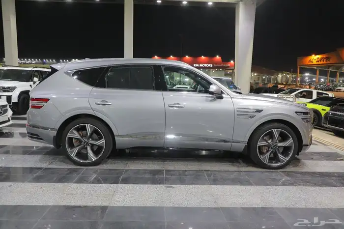 جنسس جي في80 رويال موديل 2025 4