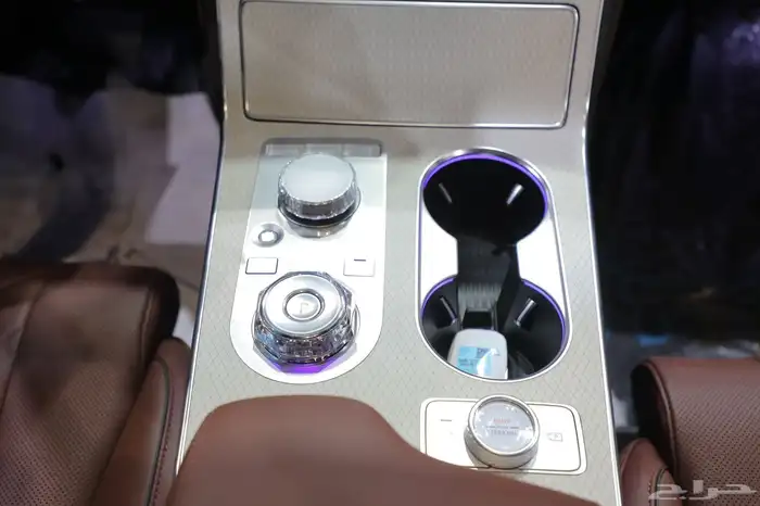 جنسس جي في80 رويال موديل 2025 10