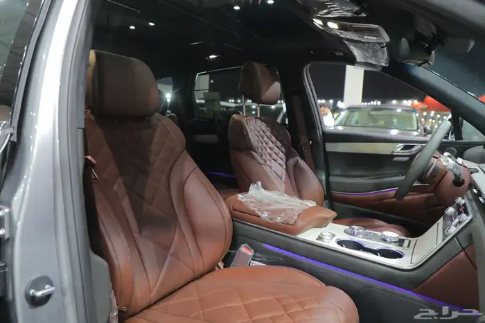 جنسس جي في80 رويال موديل 2025 16