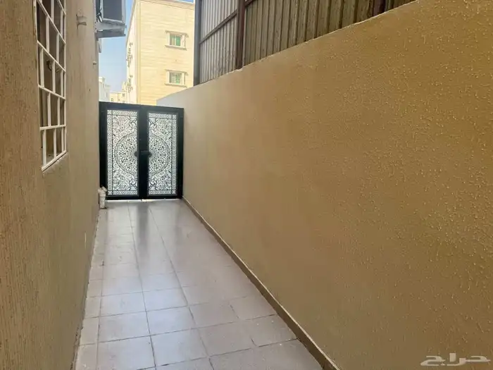 شقة ارضية للبيع تمليك حي النور موقع مميز 4