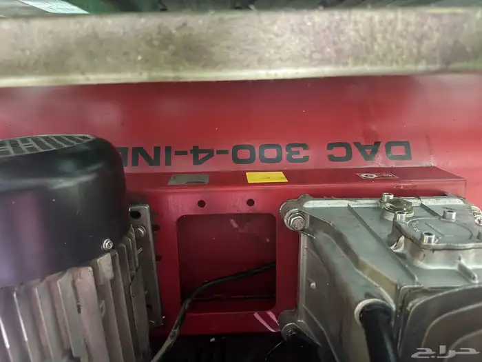 ماطور هواء ايطالي 300 لتر شبه جيد استعمال حاجه بسيطه 5