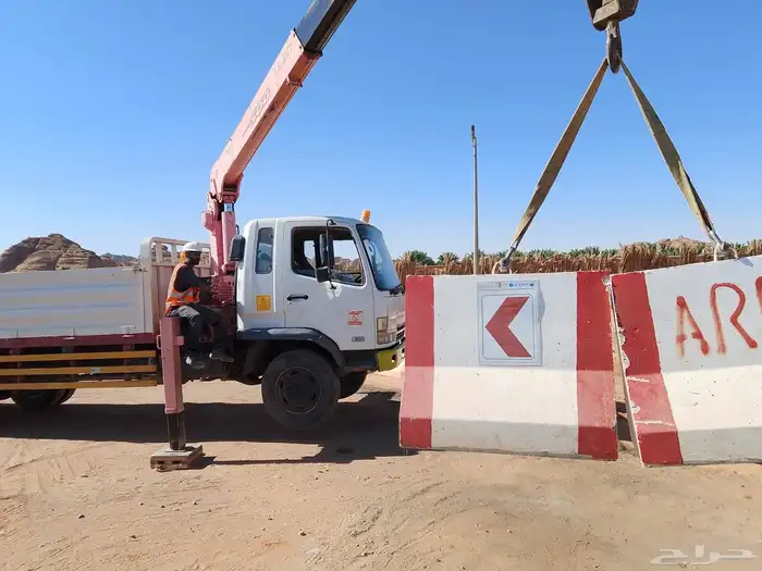 كرين بوم تراك 5طن للايجار شهري او يومي 2