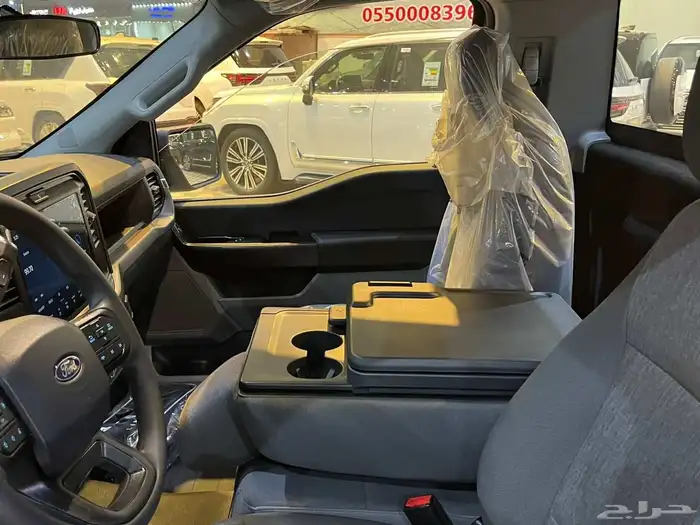 فورد F150 لون رمادي 2025 6