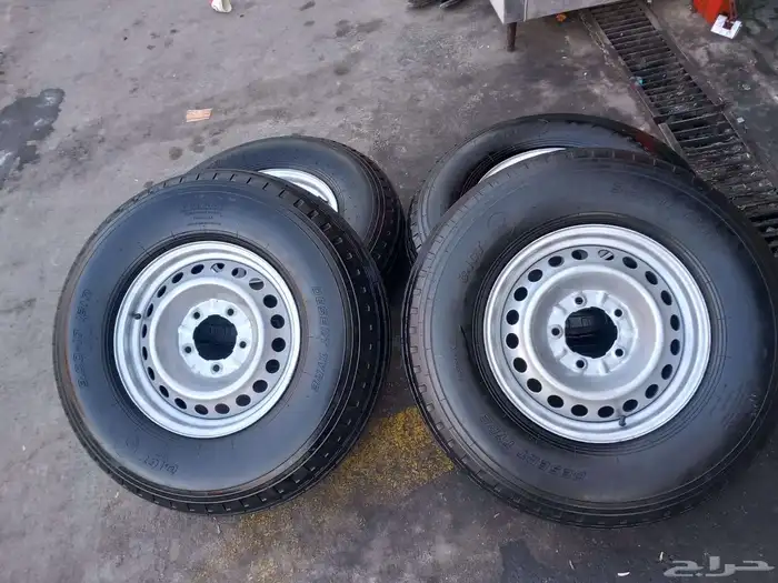 بالون مع هلل مقاس 17 0