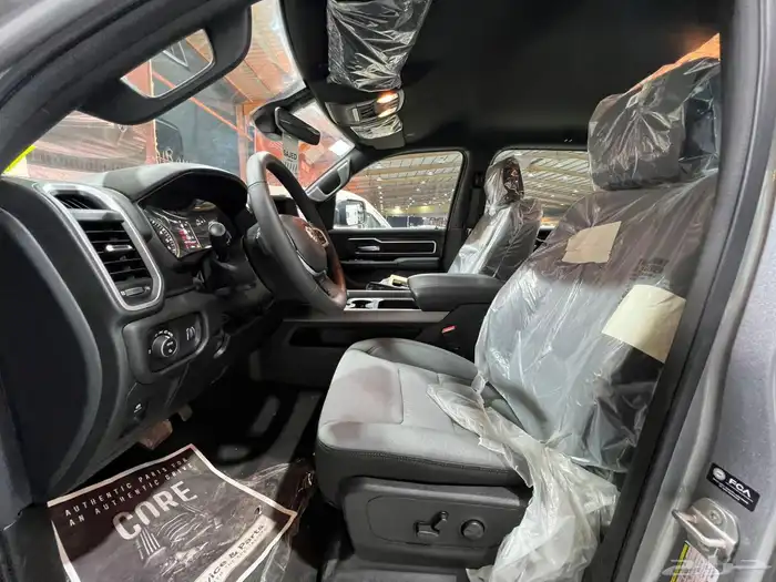 دودج رام بيج هورن 2023 8