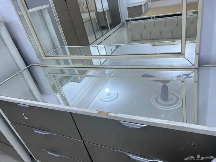 غرفة نوم للبيع الموقع العيدابي 19