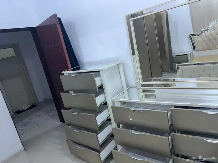 غرفة نوم للبيع الموقع العيدابي 8