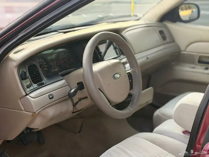 فورد  فيكتوريا 2011 9