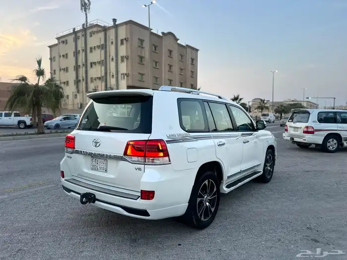 موتر الشيوخ لاندكروزر 2018 جي اكس ار الله يبارك للجميع.. 16