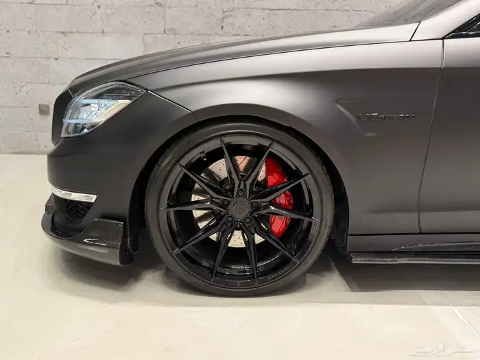 الموديل 2014 العداد 80الف النوع مرسيدسCLS63S 15