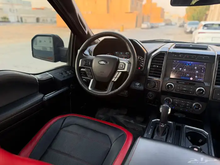 فورد 2020 F150 لاريت سبورت V8 15