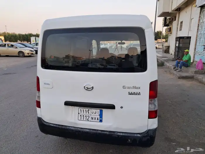 دباب بضاعة دايهاتسو. 2015 9