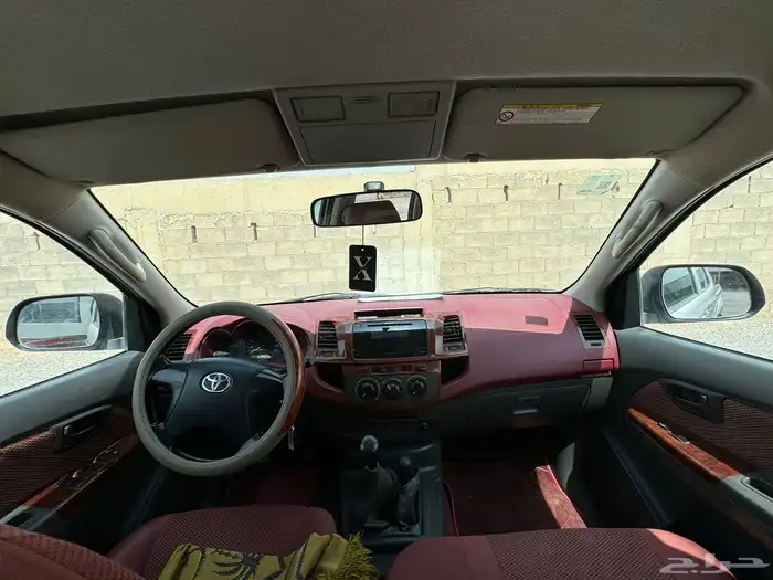 هايلوكس 2015 ديزل دبل S-GLX للبيع 6