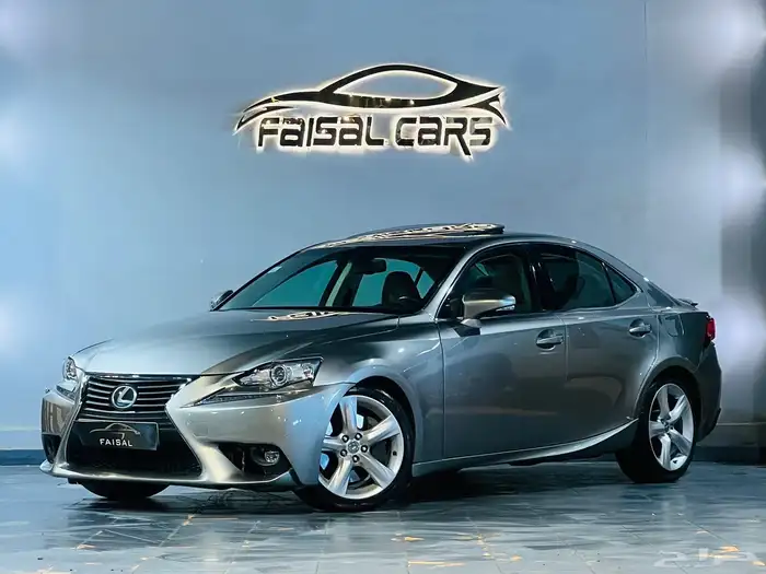 لكزس is350 سعودي بحاله ممتازه 1