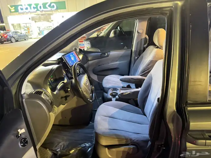 كيا كارنفال 2009 نظيفه 9