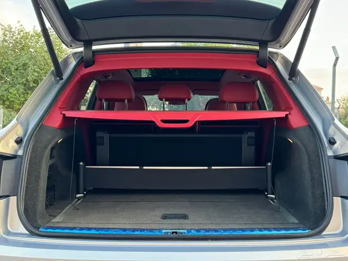 بنتلي بنتيجا 2017 13