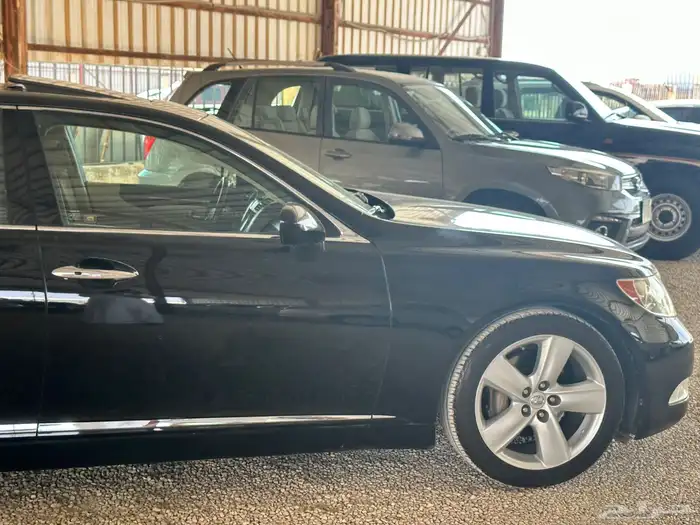 للبيع لكزز 460L فل كامل LS سعودي وكاله 6