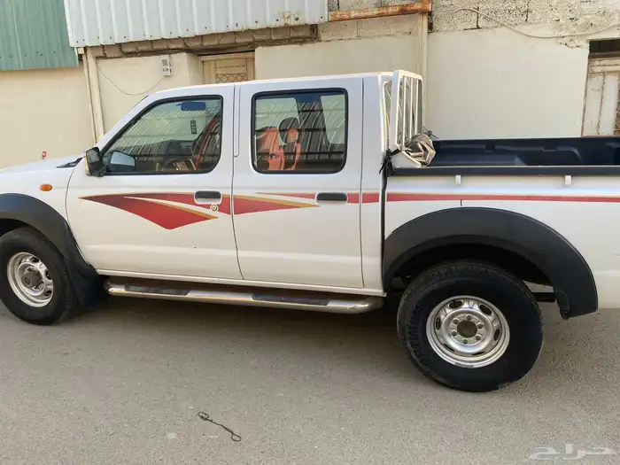 نيسان وانيت 2013 دبل 4