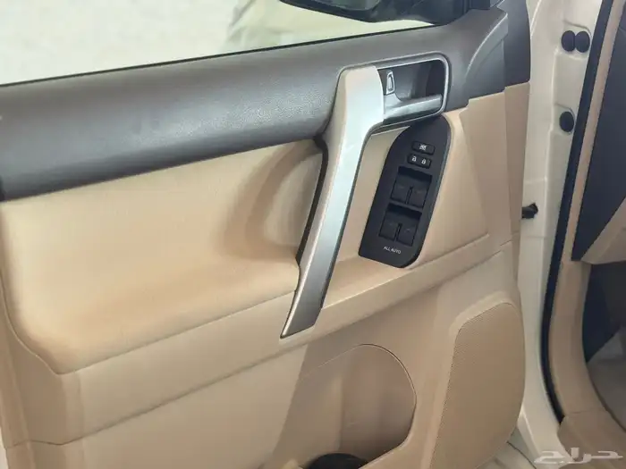 تويوتا برادو موديل 2023 نظيف جدا 13