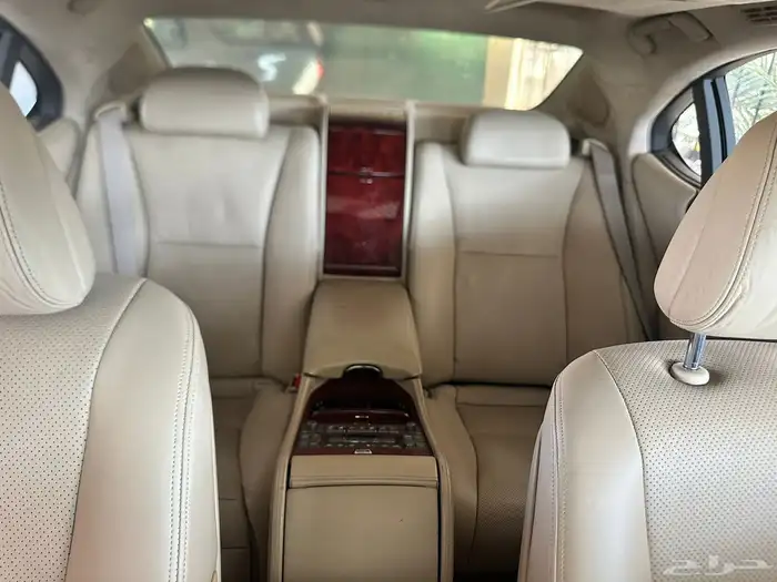 للبيع لكزز 460L فل كامل LS سعودي وكاله 22