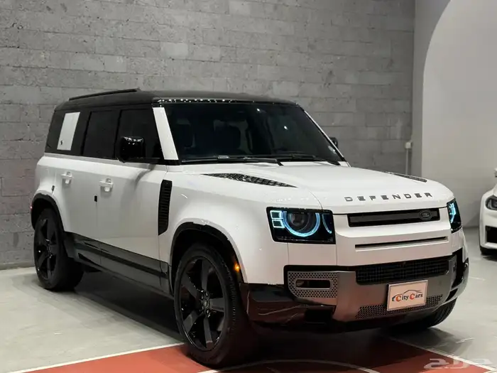 الموديل 2024 العداد 5.000 النوع دفيندر HSE وارد كندا 1