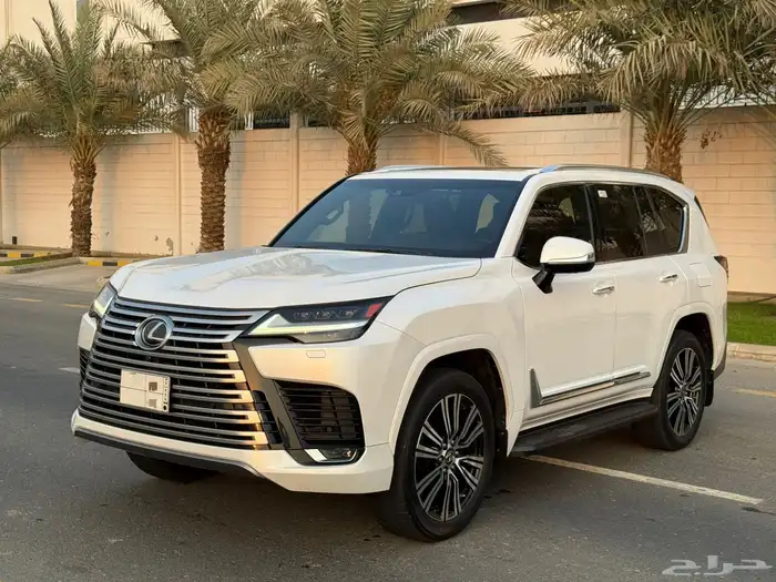جيب لكزس LX600 2022 - شبه الجديد سعودي 2