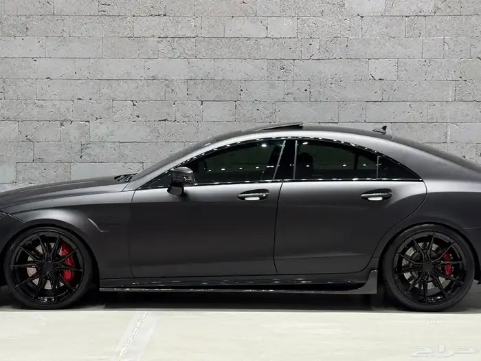 الموديل 2014 العداد 80الف النوع مرسيدسCLS63S 17