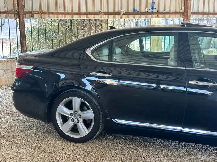 للبيع لكزز 460L فل كامل LS سعودي وكاله 7