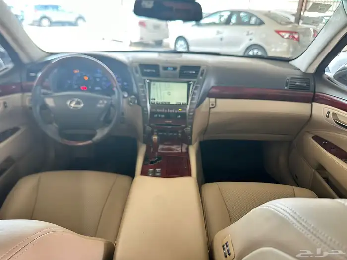 للبيع لكزز 460L فل كامل LS سعودي وكاله 25