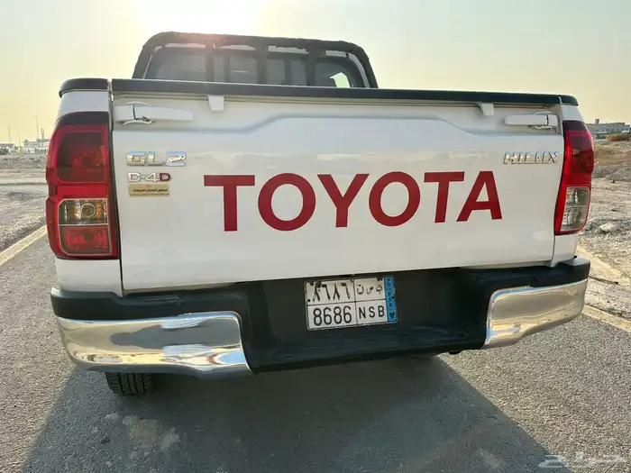 هايلوكس دبل قير عادي دبل ديزل 2022 1