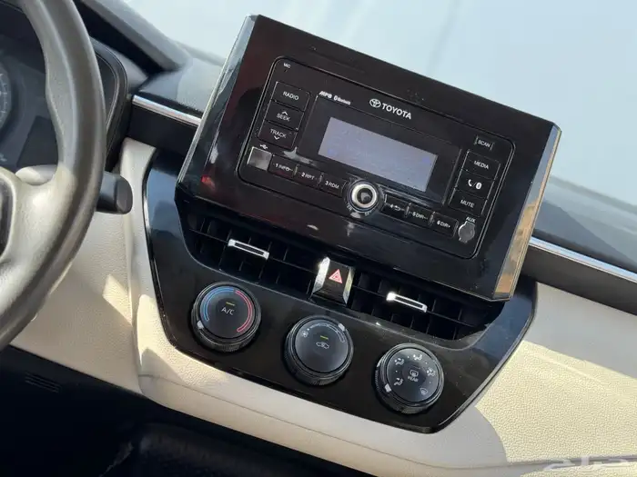 تويوتا كورولا موديل 2021 السعر 41000 الف 9