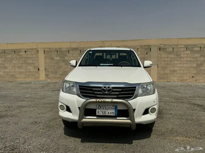 هايلوكس 2015 ديزل دبل S-GLX للبيع 0