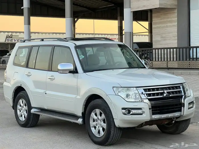 ميتسوبيشي - باجيرو - 2015 - نص فل 5