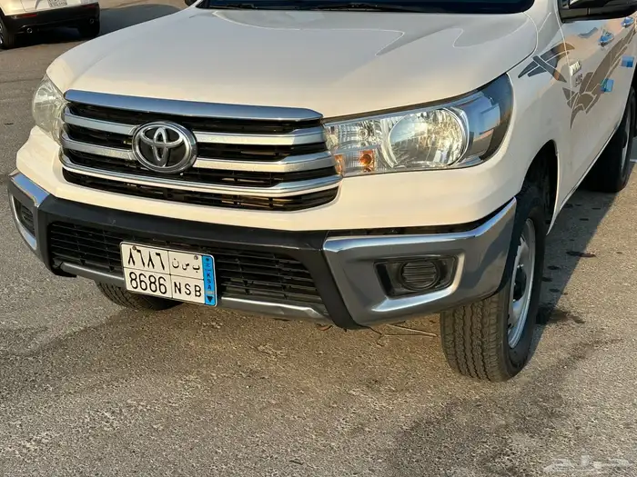 هايلوكس دبل قير عادي دبل ديزل 2022 5