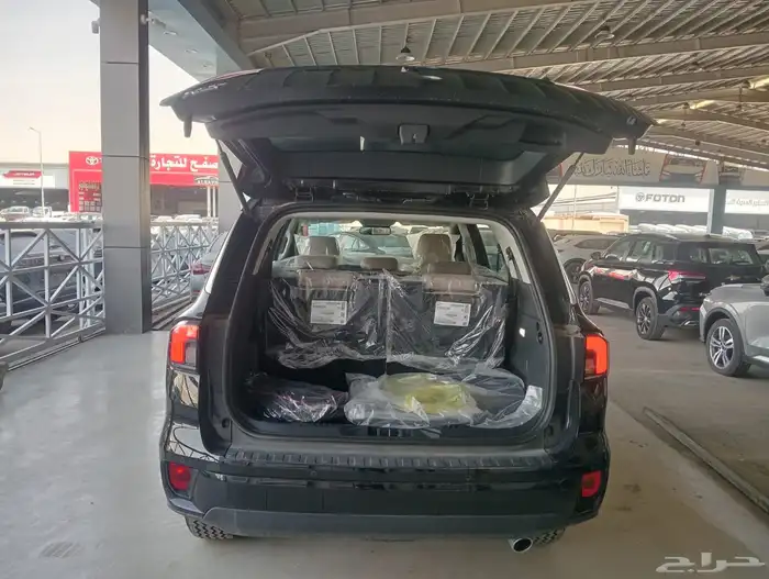 فورد إيفريست XLT دبل بنزين 2025 اسود الناغي 21