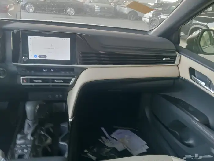 تويوتا كامري LE هايبرد 2025 ال اي 116725 22