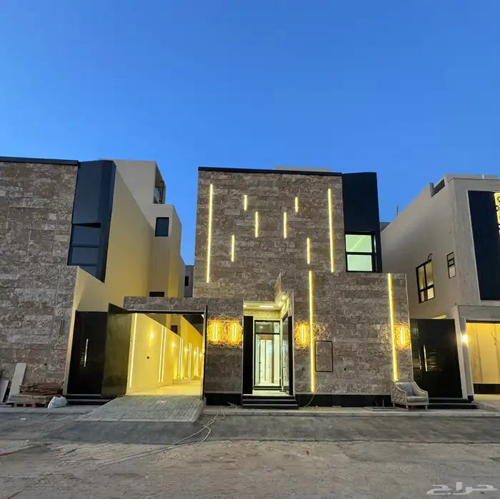 فيلا فاخرة مع شقة في حي البيان 0