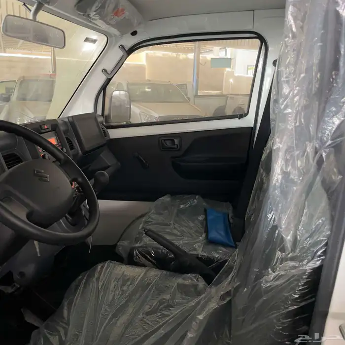 سوزوكي دباب كاري 2025 7