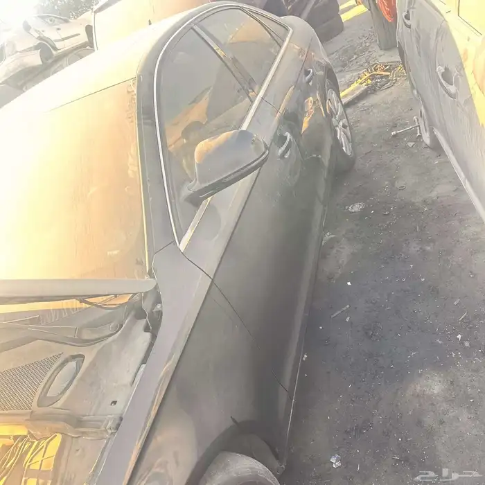 اودي A4 2011 قطع غيار فقط 3