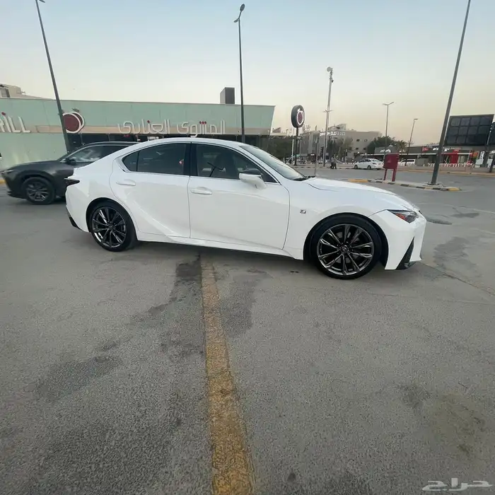 لكزس IS F 300 4