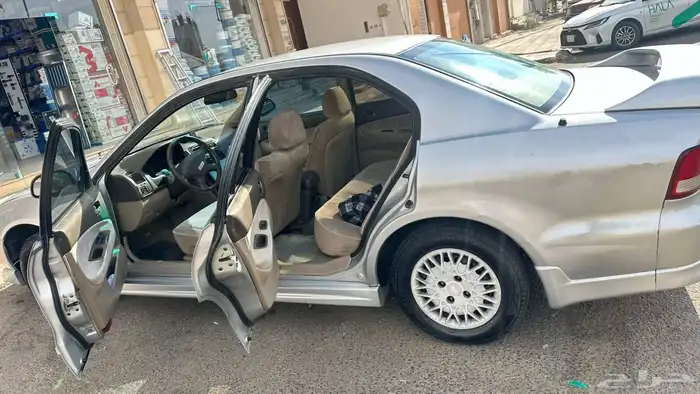 مستبيشي جلنت 2003 للبيع السياره شرط 9