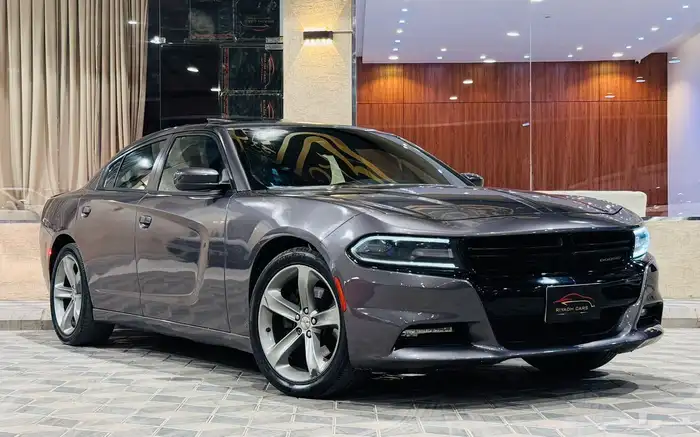 دودج تشارجر 2015 RT V8 (عرض خاص) 1