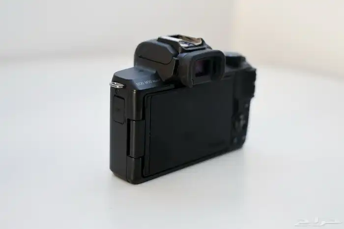 للبيع كاميرا كانون m50 m11 2