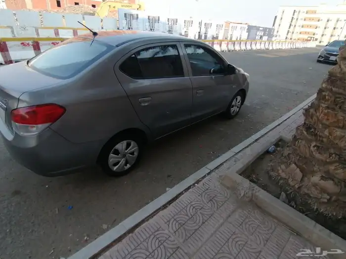 للبيع موستبيشي اتراج 2019 12